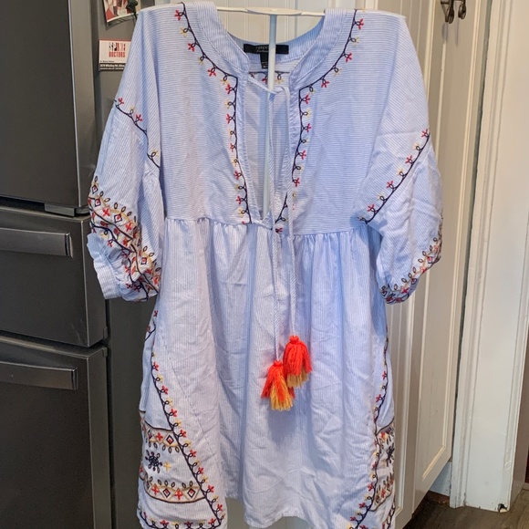 Forever 21 Contemporary  large tassel peasant dress. Worn 2x - Picture 1 of 6